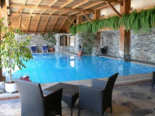 Apartment 24 Hotel Etrier Pool & Spa Crans-Montana Exterior foto